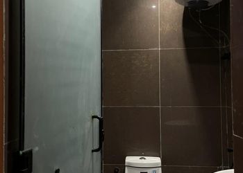 استديو هادئ بسرير ماستر
