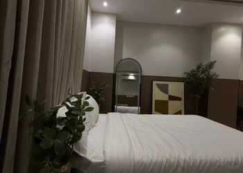 استديو بسرير ماستر وجلسة جانبية
