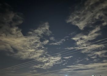 شقة بغرفتين نوم وصالة مريحة 