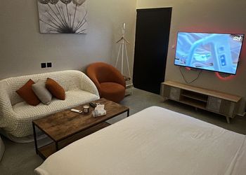 استديو بسرير ماستر ودخول ذاتي