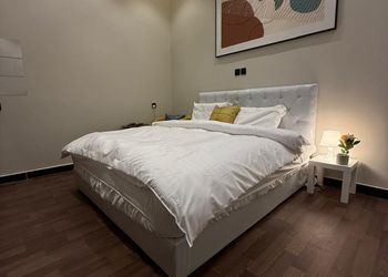 استديو بسرير ماستر ودخول ذاتي