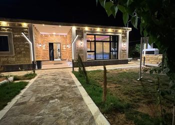 مزرعة بغرفه نوم ومسبح
