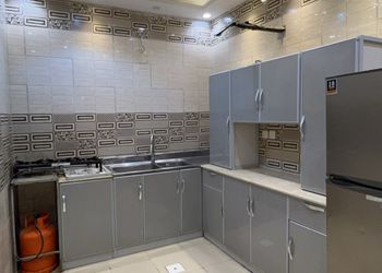 استراحة بمسطح اخضر ومسبح