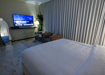 استديو هادئ بسرير ماستر 