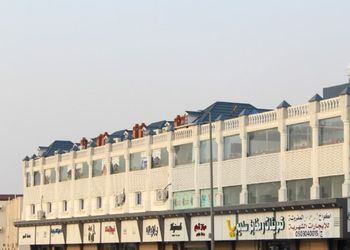 شقة بغرفتين نوم وصالة