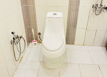 استديو بدخول ذاتي