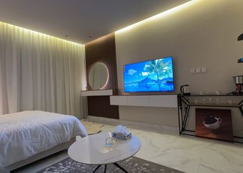 استديو بسرير ماستر وجلسة جانبية 