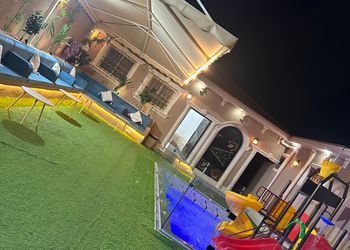 استراحة بمسطح اخضر 