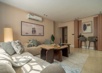 شقة أنيقة بصالة وغرفة نوم
