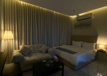 استديو بسرير ماستر ودخول ذاتي
