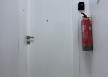 استديو بسرير ماستر وجلسة جانبية 