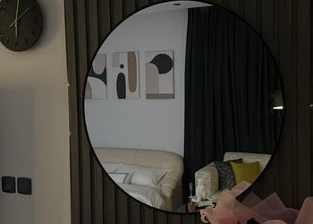 استديو بسرير ماستر وجلسة جانبية 