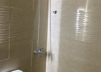 استديو بسرير ماستر 