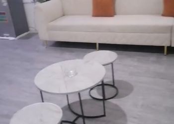 استديو بسرير ماستر وجلسة جانبية 