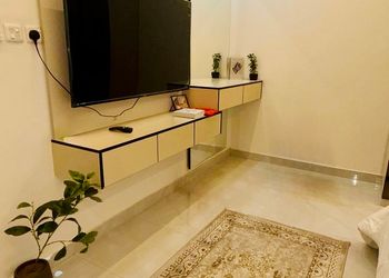 استديو بسرير ماستر وأثاث مريح 