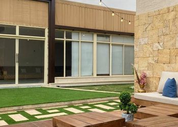 شاليه بملحق مطل على الحديقة 
