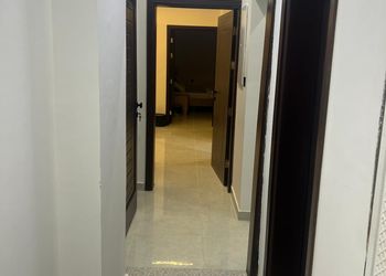 شقة بثلاث غرف نوم وصالة