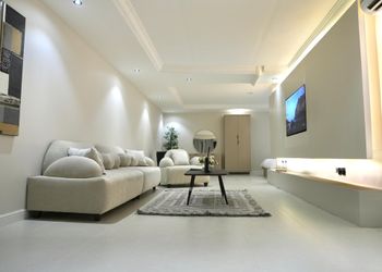 استديو انيق