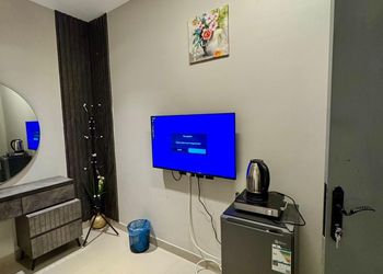 استديو بسرير ماستر