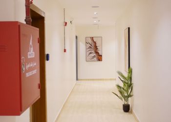 استديو هادئ بسرير ماستر 