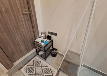 استديو بسرير ماستر 