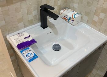 استديو بسرير ماستر 