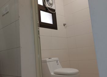 استديو بسرير ماستر 