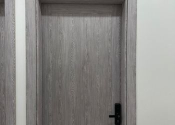 شقة بغرفة معيشة وغرفة نوم 