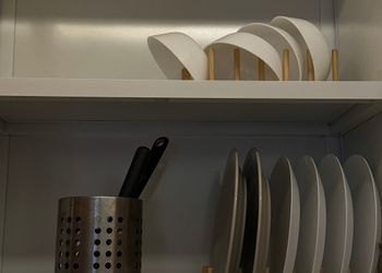 شقة بغرفة معيشة وغرفة نوم 