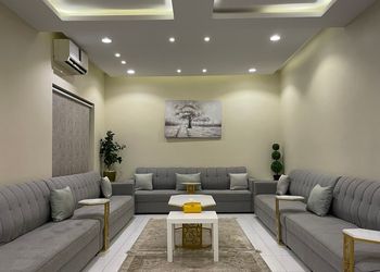 شاليه بمسبح خارجي وألعاب اطفال 