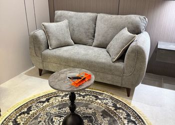 استديو فاخر بجلسه ودخول ذاتي