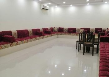 استراحة بجلسة خارجية ومسطح اخضر