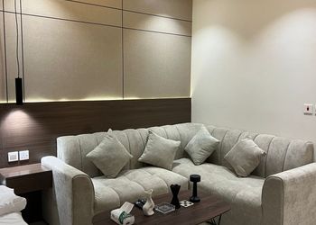 استديو بسرير ماستر وجلسة جانبية