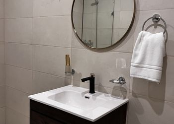 استديو انيق بسرير ماستر