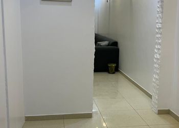 شقة بثلاث غرف نوم وصالة