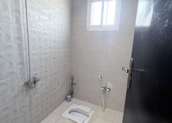 مزرعة باطلالة على الحديقة
