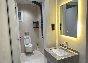 شقة أنيقة بصالة وغرفة نوم