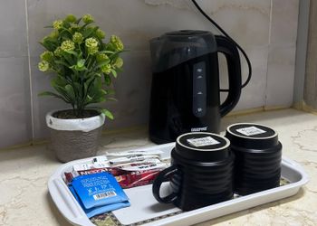شقة بغرفة معيشة وغرفة نوم 