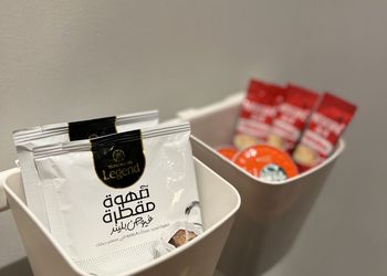 شقة  بصالة جلوس وغرفة نوم