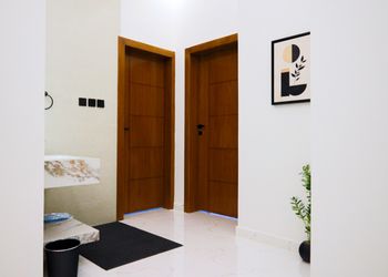 شقة  فاخرة بمدخل سيارة 