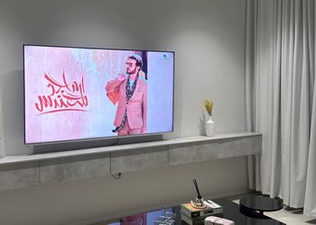 استديو بسرير ماستر وجلسة جانبية