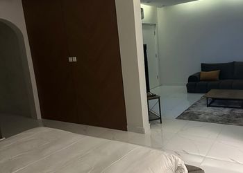 استديو هادئ بسرير ماستر 