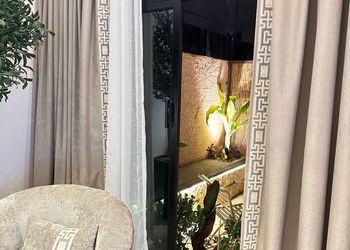 استديو بسرير ماستر وجلسة جانبية 