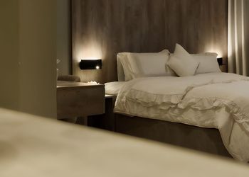  استديو عصري بطابع دافئ