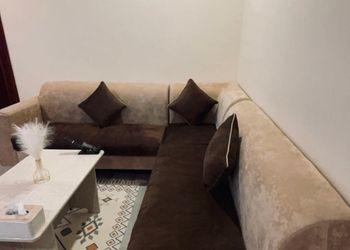 شقة بغرفة نوم وصالة بأثاث مريح