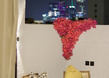 استديو بسرير مريح وجلسة خارجية 