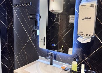 شقة بغرفة معيشة وغرفة نوم 