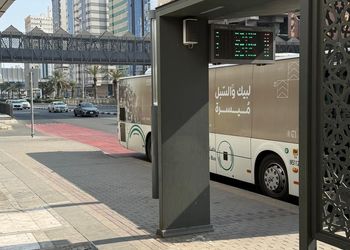 غرفة بثلاث اسره فردية