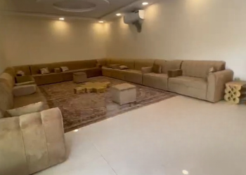 استراحة بمسبح بألعاب مائيه 