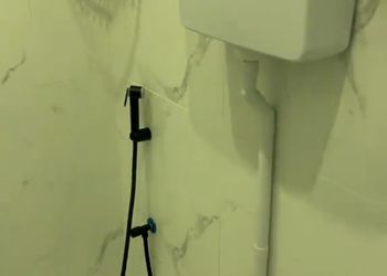 شقة بغرفة معيشة وغرفة نوم 
